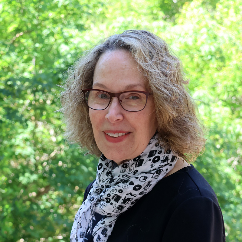 Margaret Beck, Vice President & Online Sales Co-Chair